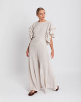 Lala Pant, Natural
