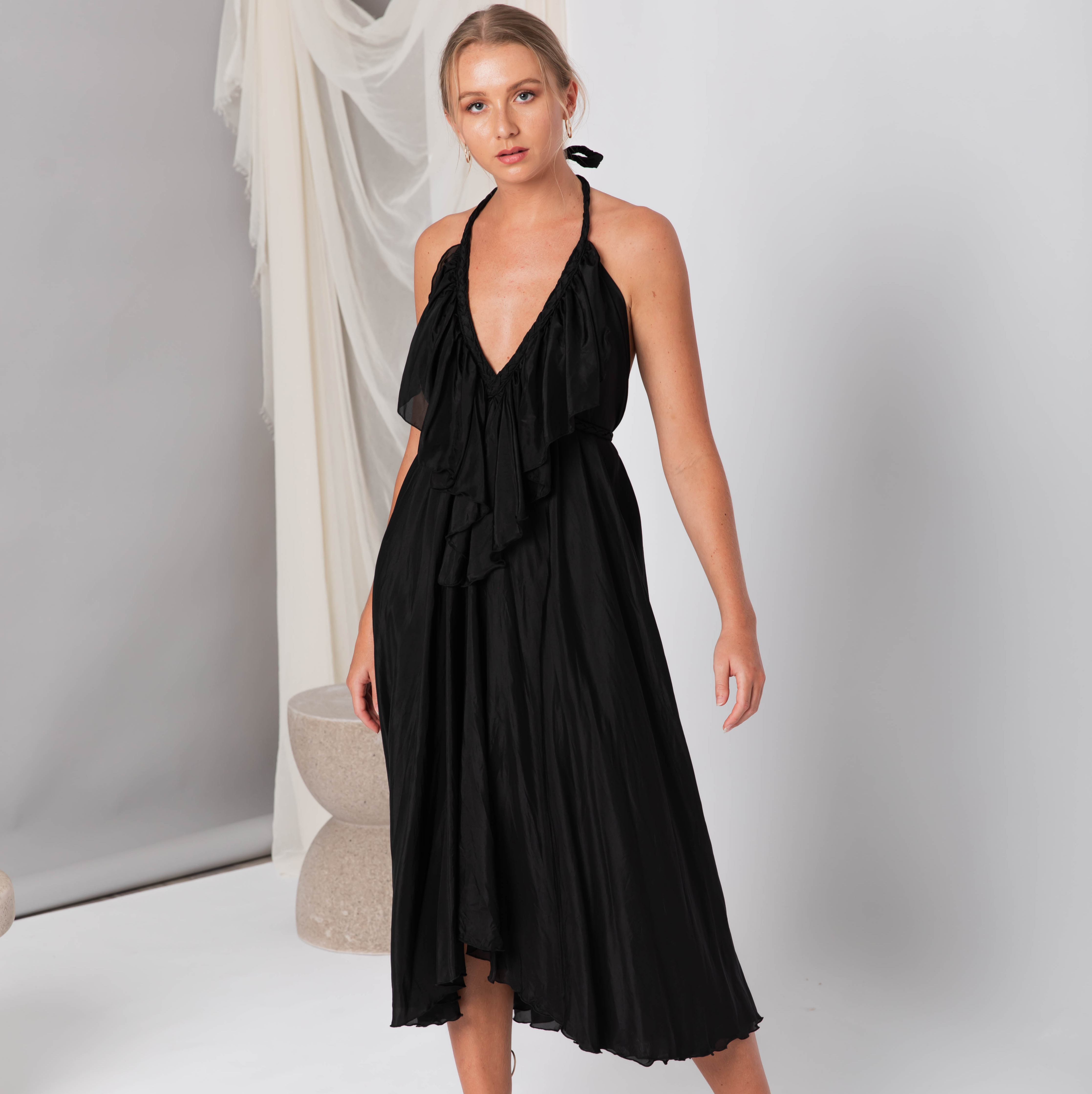 Signature Poppy | LISA BROWN Signature Poppy | LISA BROWN