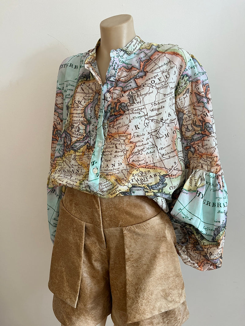 Thea Shirt, Map Print (Mint)